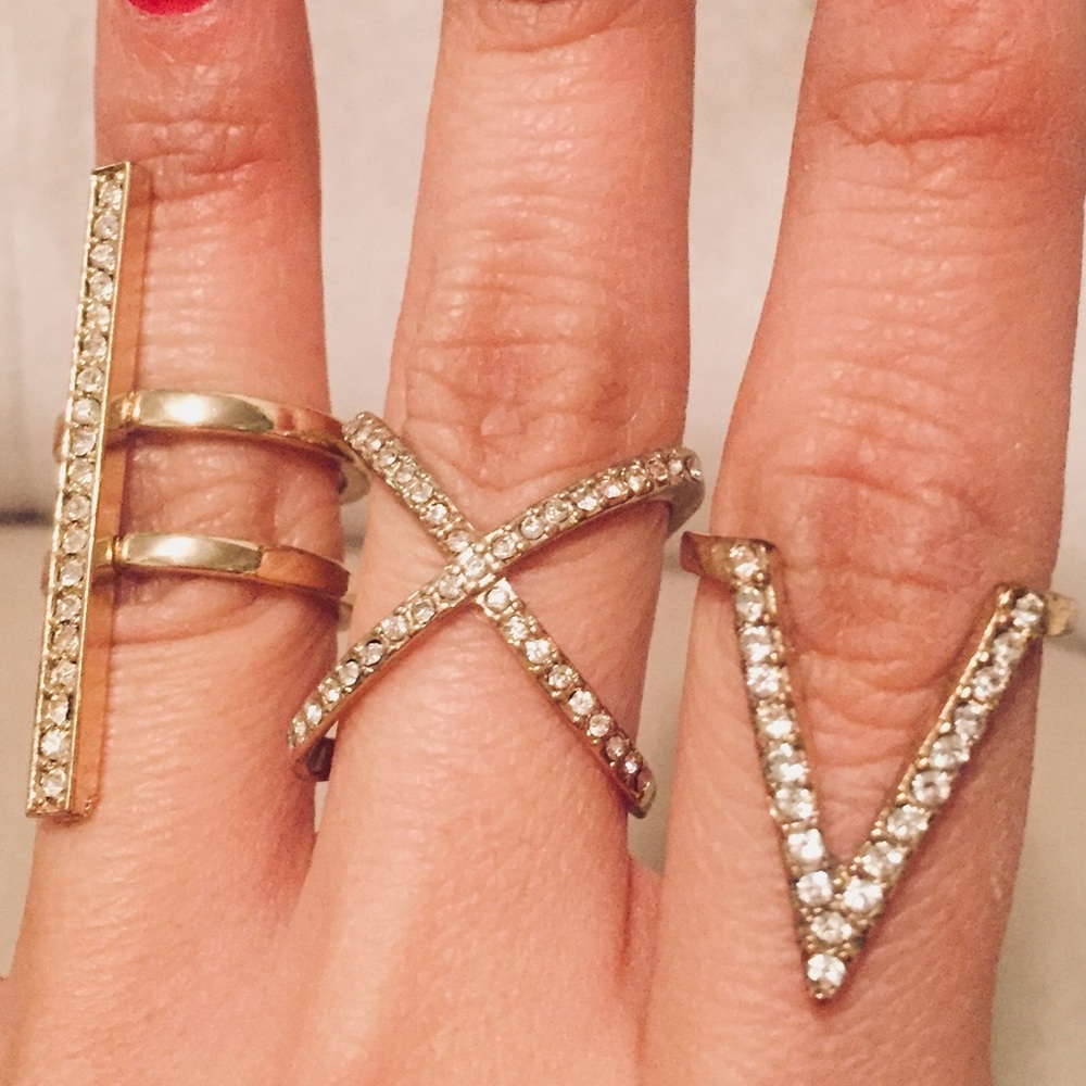 BEAUTIFUL & EDGY RINGS • See Closet For Each Piece